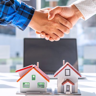 real-estate-agents-and-clients-shake-hands-sadel-2025-02-18-06-16-45-utc